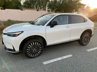 2023 Honda HR-V في Dubai سيارة مستعملة