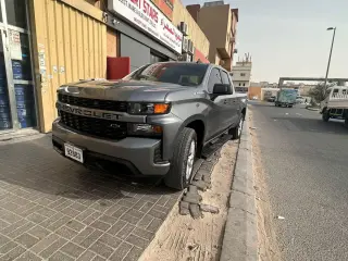 2020 Chevrolet Silverado في Sharjah سيارة مستعملة