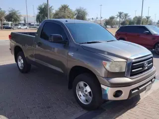 2010 Toyota Tundra في Al Ain سيارة مستعملة