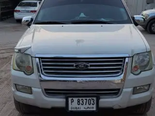 2009 Ford Explorer في Dubai سيارة مستعملة