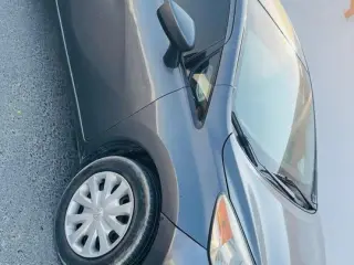 2016 Nissan Versa في Sharjah سيارة مستعملة