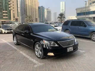 2009 Lexus LS 460 in Sharjah used car