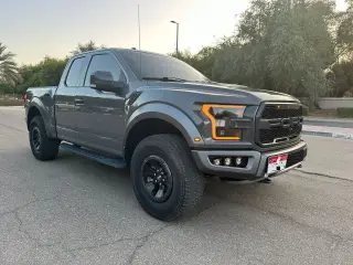 2018 Ford Raptor في Abu Dhabi سيارة مستعملة