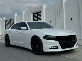 2017 Dodge Charger in Dubai used car