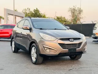 2011 Hyundai Tucson in Sharjah used car