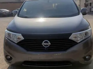 2015 Nissan Quest في Sharjah سيارة مستعملة