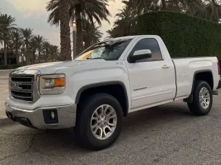 2015 GMC Sierra in Abu Dhabi used car