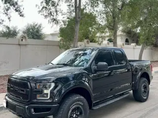 2018 Ford Raptor في Dubai سيارة مستعملة