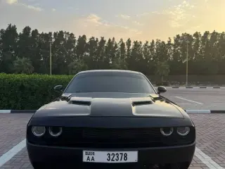 2018 Dodge Challenger in Sharjah used car