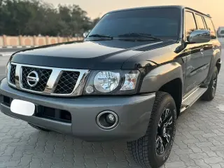 2024 Nissan Patrol Super Safari في Abu Dhabi سيارة مستعملة