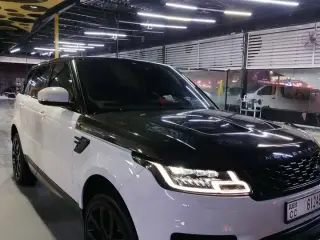 2017 Land Rover Range Rover Sport في Dubai سيارة مستعملة
