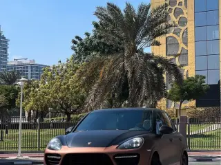 2013 Porsche Cayenne in Dubai used car