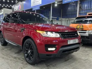 2016 Land Rover Range Rover Sport في Dubai سيارة مستعملة