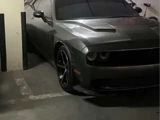 2012 Dodge Challenger in Sharjah used car