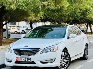 2012 Kia Cadenza in Sharjah used car