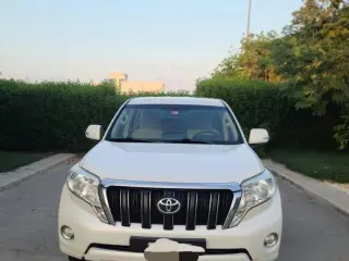 2017 Toyota Prado في Abu Dhabi سيارة مستعملة