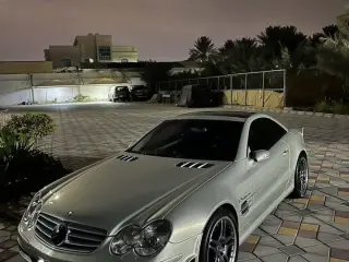 2004 Mercedes-Benz SL في Dubai سيارة مستعملة