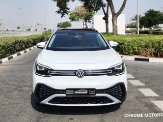 2022 Volkswagen ID 6 في Dubai سيارة مستعملة