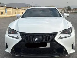 2015 Lexus RC في Dubai سيارة مستعملة