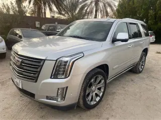 2019 Cadillac Escalade in Dubai used car