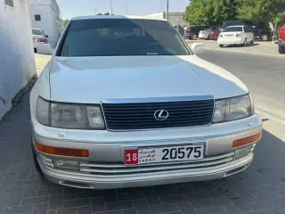 1993 Lexus LS 400 في Al Ain سيارة مستعملة