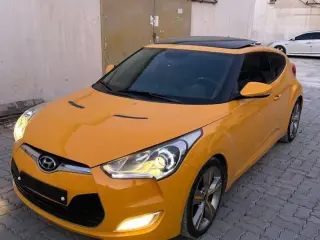 2012 Hyundai Veloster في Sharjah سيارة مستعملة