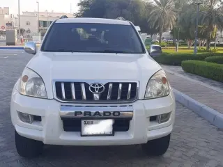 2009 Toyota Prado في Abu Dhabi سيارة مستعملة