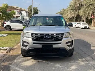 2016 Ford Explorer في Dubai سيارة مستعملة