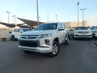 2020 Mitsubishi L200 in Dubai used car