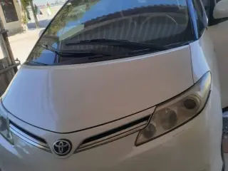 2014 Toyota Previa في Ras Al Khaimah سيارة مستعملة