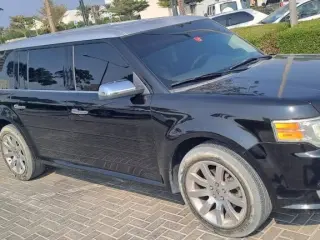 2009 Ford Flex في Ajman سيارة مستعملة