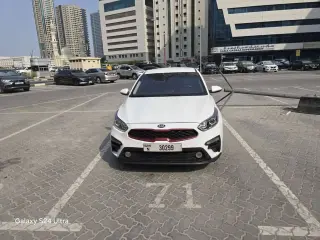 2020 Kia Cerato in Sharjah used car