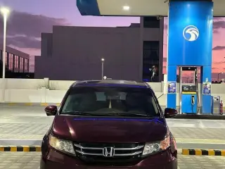 2014 Honda Odyssey in Dubai used car