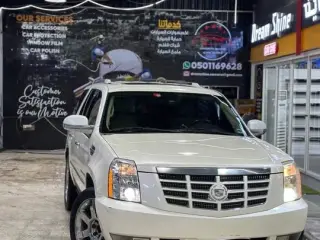 2009 Cadillac Escalade in Dubai used car