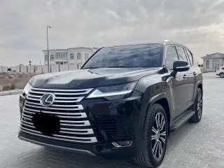 2023 Lexus LX600 في Dubai سيارة مستعملة