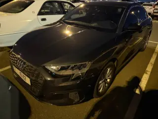 2022 Audi A3 في Dubai سيارة مستعملة