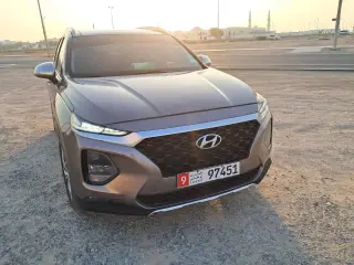 2019 Hyundai Santa Fe in Abu Dhabi used car