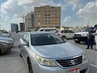 2012 Renault Safrane in Abu Dhabi used car