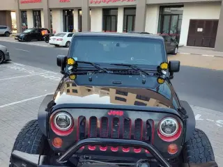 2014 Jeep Wrangler في Dubai سيارة مستعملة