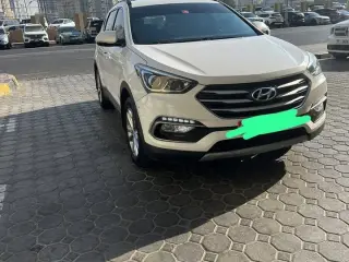 2018 Hyundai Santa Fe in Ajman used car
