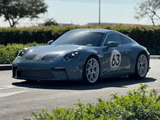 2024 Porsche 911 Carrera في Dubai سيارة مستعملة