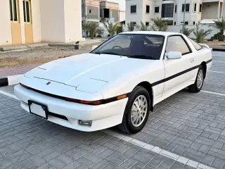 1986 Toyota Supra في Dubai سيارة مستعملة