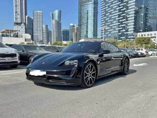 2022 Porsche Taycan in Dubai used car