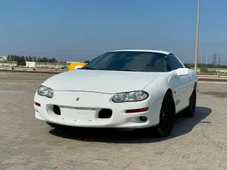 1998 Chevrolet Camaro في Sharjah سيارة مستعملة