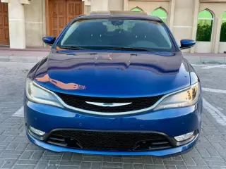 2015 Chrysler 200 in Sharjah used car