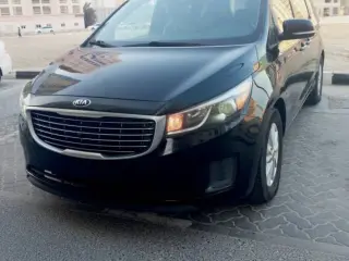 2017 Kia Sedona in Dubai used car
