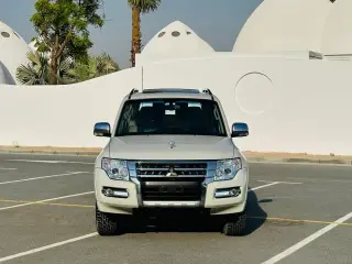 2022 Mitsubishi Pajero in Dubai used car