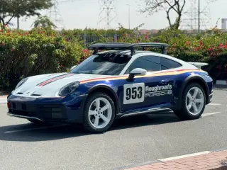 2023 Porsche 911 Carrera في Dubai سيارة مستعملة