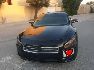 2012 Nissan Maxima in Sharjah used car