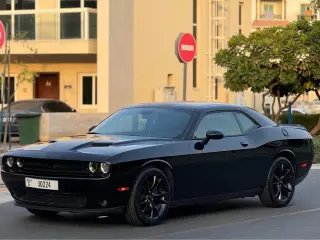 2017 Dodge Challenger in Dubai used car